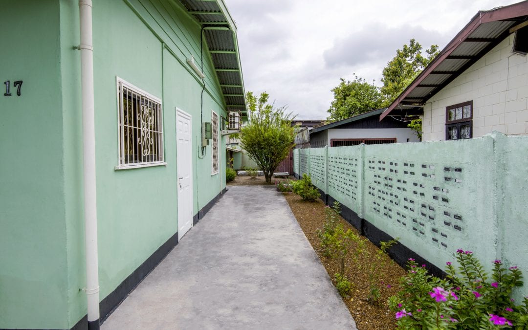 Vakantiehuis Suriname Zijkant rechts